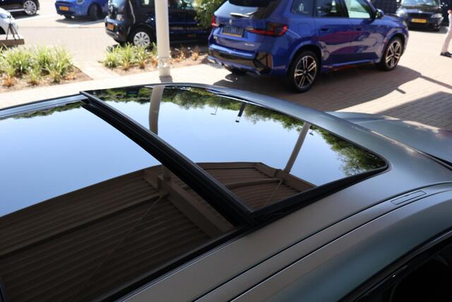 BMW 2-SERIE Gran Coupé 218i | M Sport Pro | Froze Pure Grey metallic | Glazen Panoramadak | Ekris Selection