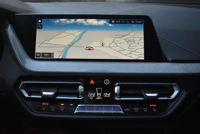 BMW 2-SERIE Gran Coupé 218i M-Sport | Schaalstoel | Carplay | Virtual | NL Auto | Stoelverwarming