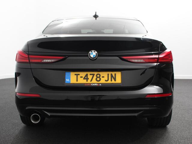 BMW 2-SERIE Gran Coupé 218i Automaat Introduction Edition | Panorama dak | Camera | Navigatie | Lichtmetalen velgen | Parkeer sensoren | Climate Control