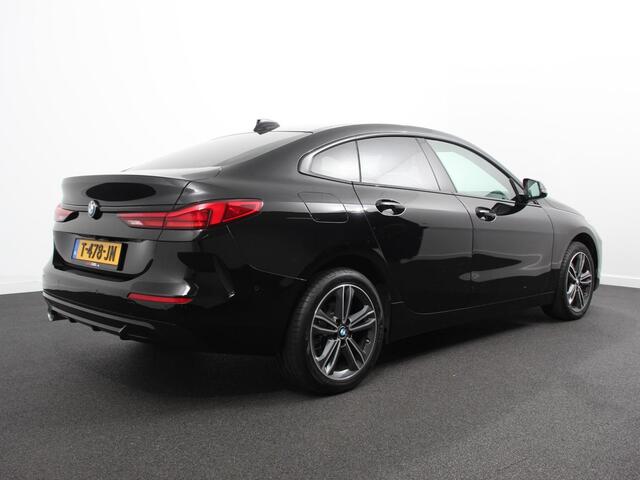 BMW 2-SERIE Gran Coupé 218i Automaat Introduction Edition | Panorama dak | Camera | Navigatie | Lichtmetalen velgen | Parkeer sensoren | Climate Control