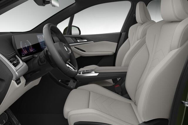 BMW 2-SERIE Active Tourer 220i | M Sportpakket | Premium Pack | Comfort Pack | Travel Pack | Trekhaak