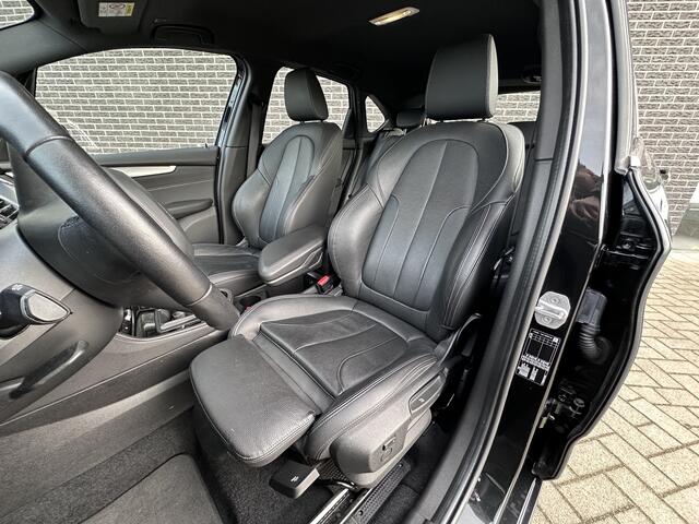 BMW 2-SERIE Active Tourer 218i High Executive Edition | Camera | Leder | Navigatie | DAB+