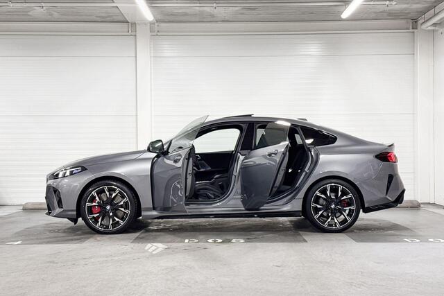 BMW 2-SERIE Gran Coupé 220 | M-Sport Pro | Premium Pack | Driving Assistant | Panoramadak | Comfort Access