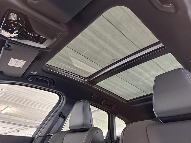 BMW 2-SERIE Active Tourer 225e xDrive | Selections | Stuurwielrand verwarmd | Glazen panoramadak