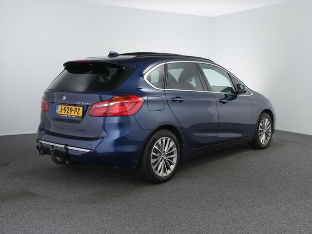 BMW 2-SERIE Active Tourer 225xe iPerformance High Executive | Pano | Leer | Trekhaak | Camera | Keyless