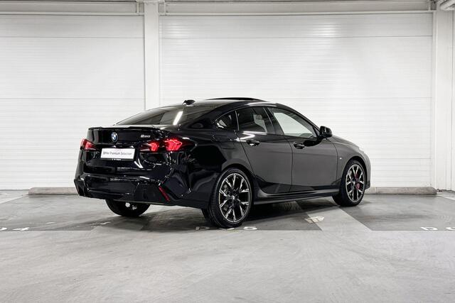 BMW 2-SERIE Gran Coupé 220 | M-Sport Pro | Innovation Pack | Driving Assistant Plus | Head-Up Display | Harman Kardon | Panoramadak | Comfort Acces