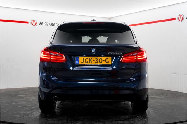 BMW 2-SERIE Active Tourer 225xe iPerformance High Executive Panoramadak