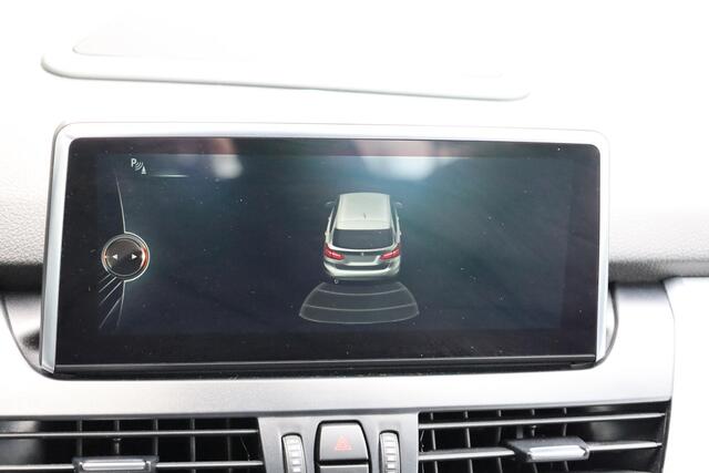 BMW 2-SERIE Active Tourer 218i Centennial High Executive M-Sport TREKHAAK-AFN LEER HUD STOELVERW. CRUISE CLIMA NAP NAVI PDC 17''LMV