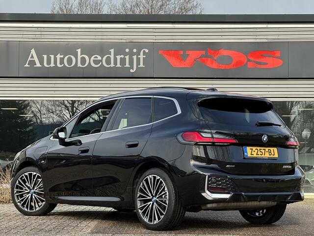 BMW 2-SERIE Active Tourer 225e xDrive | M-Sport | Panodak | H&K | Massage