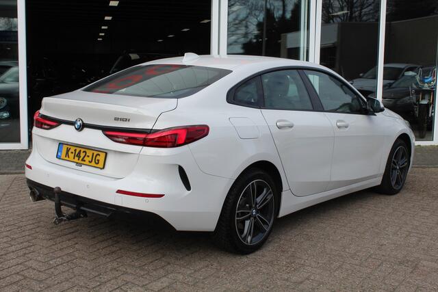 BMW 2-SERIE Gran Coupé 218i Executive Edition//Stoelverwarming!!