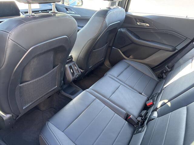 BMW 2-SERIE Active Tourer 223i 204PK Automaat Trekhaak / Panoramadak / Leder