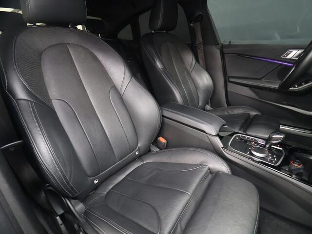 BMW 2-SERIE Gran Coupé 218i High Executive Edition M Sport [ADAPTIVE CRUISE CONTROL, APPLE CARPLAY, ANDROID AUTO, PDC V+A, BMW LED, STOELVERWARMING, CLIMATE CONTROL, NIEUWSTAAT]