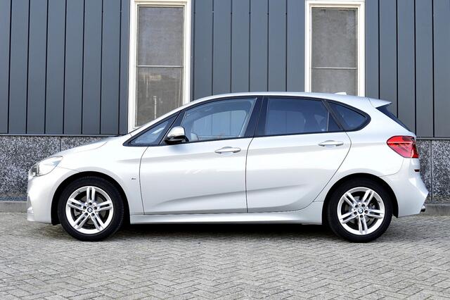 BMW 2-SERIE Active Tourer 218i M-Sport Rijklaarprijs-Garantie Navigatie Leder sport interieur Led Airco Head-Up