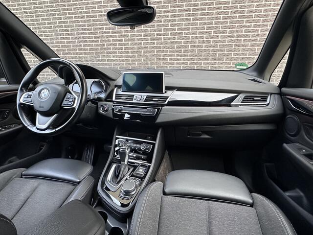 BMW 2-SERIE Active Tourer 225xe iPerformance | Head-up Display | Navigatie | Camera