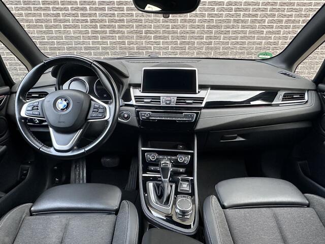 BMW 2-SERIE Active Tourer 225xe iPerformance | Head-up Display | Navigatie | Camera