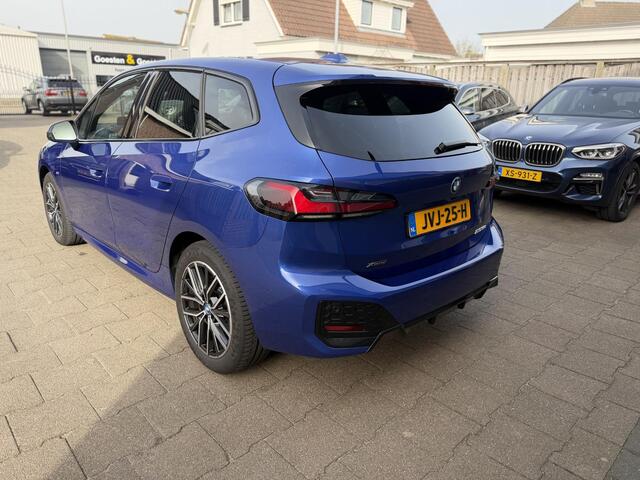 BMW 2-SERIE Active Tourer 225e xDrive M-Sport HarmanKardon|Massage|Adaptief