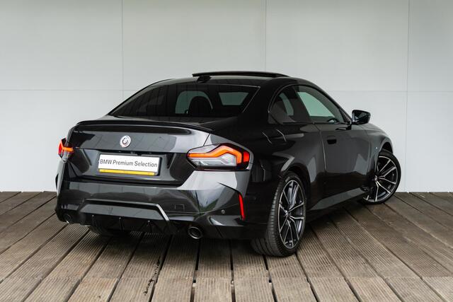 BMW 2-SERIE Coupé 230i | M Sportpakket Pro | Innovation Package | Panoramadak | Stoelverwarming | Adaptive LED | Harman/Kardon