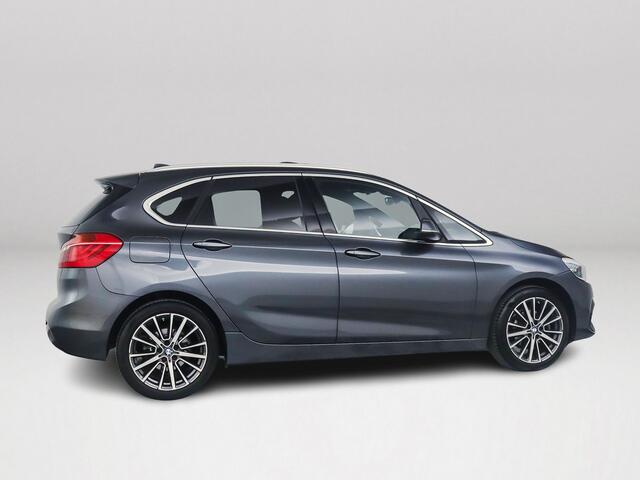 BMW 2-SERIE Active Tourer 218i Executive Edition | Panoramadak | Parkeercamera | Stoelverwarming | Head-up Display |