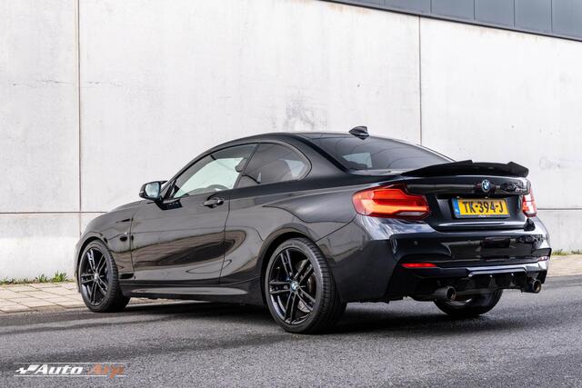 BMW 2-SERIE Coupé M240i High Executive