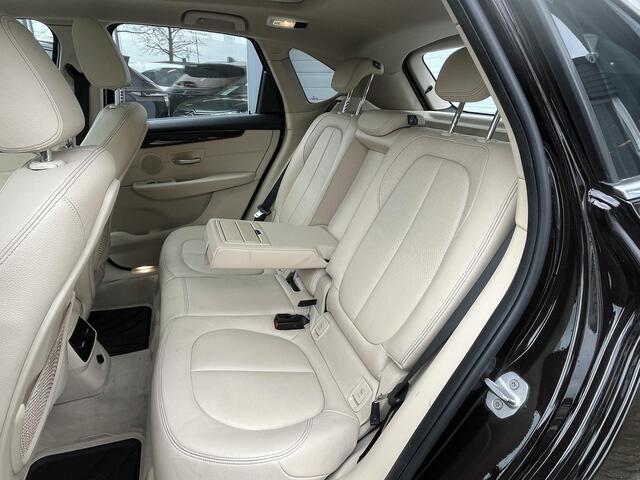 BMW 2-SERIE Active Tourer 220i High Executive luxury line