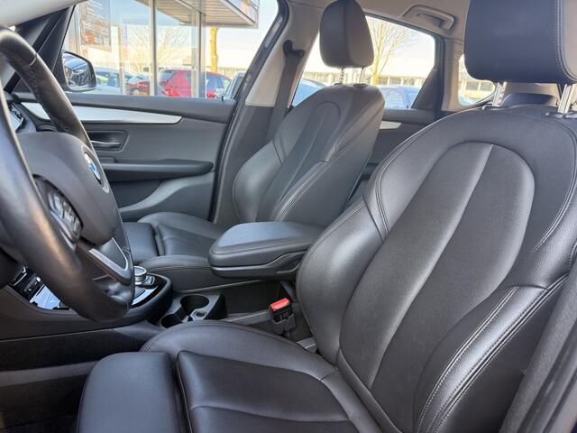 BMW 2-SERIE Active Tourer 225xe iPerformance Executive | Leer | Navi | Camera