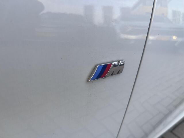 BMW 2-SERIE Active Tourer 220i High Executive Launch Edition Panorama dak|192 Pk| Trekhaak| Headup|Automaat| zeer nette auto!!