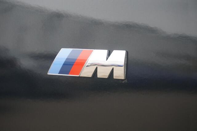 BMW 2-SERIE Active Tourer 218i M Sport | Trekhaak / Panoramadak / Driving Assistant / Comfort Access / Stoel & Stuurwielverwarming