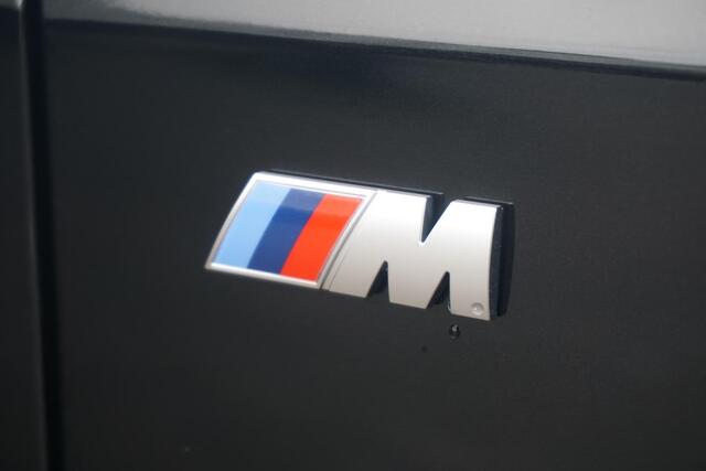 BMW 2-SERIE Gran Coupé M235 xDrive | Driving Assistant Professional / Head-up / Rondomzicht Camera's / M sportstoelen / Elektrische Stoelen + Memory