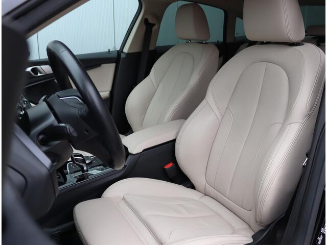 BMW 2-SERIE Gran Coupé 218i Luxury Line | Leder | Stoelverwarming | Org. NL