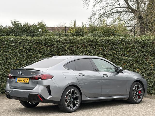BMW 2-SERIE Gran Coupé 220 | M-Sport Pro | 18'' | Camera | Comfort Access | Stoelverw.