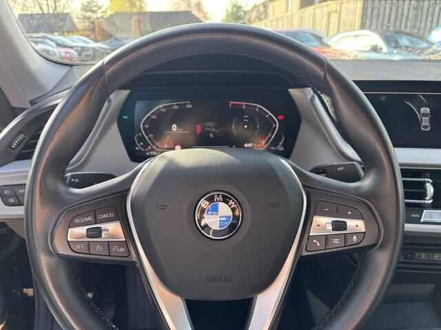 BMW 2-SERIE Gran Coupé 218i Executive Carplay / Full LED / Stoelverwarming
