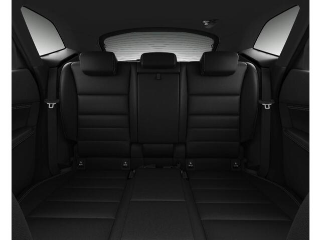 BMW 2-SERIE Active Tourer 220i M Sport - Trekhaak - Panoramadak - Driving Assistant Professional - Head up - Harman Kardon - Sportstoelen - INNOVATION PACK - Elektrisch verwarmde voorstoelen - Getinte Ruiten -