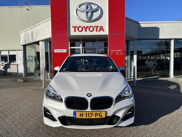 BMW 2-SERIE Active Tourer 218i High Executive Edition M -Pakket | Trekhaak afneembaar
