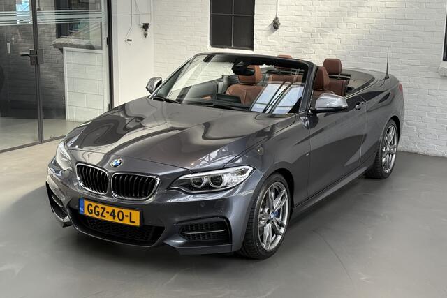 BMW 2-SERIE Cabrio M240i High Executive Stoelverw. - Groot Navi - Sportstoelen - Harman Kardon