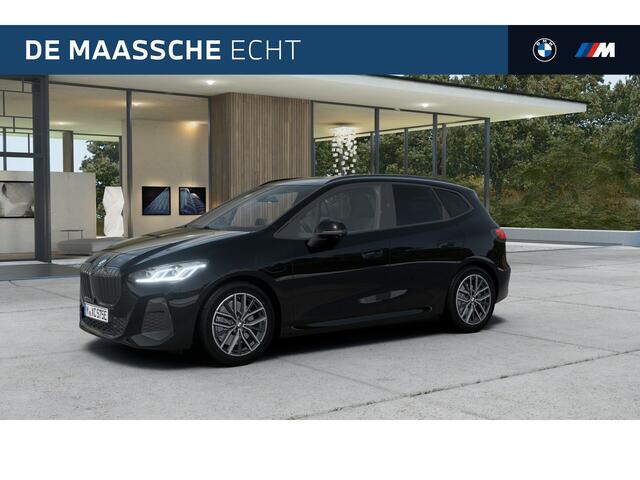 BMW 2-SERIE Active Tourer 225e xDrive M Sport Automaat / Trekhaak / Sportstoelen / Adaptieve LED / Head-Up / M Adaptief onderstel / Parking Assistant Plus / Comfort Access