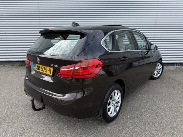 BMW 2-SERIE Active Tourer 218i Executive Automaat NAP Pano Trekhaak Camera Leer Dealer OH