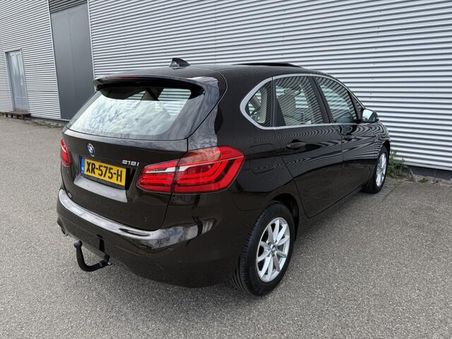 BMW 2-SERIE Active Tourer 218i Executive Automaat NAP Pano Trekhaak Camera Leer Dealer OH