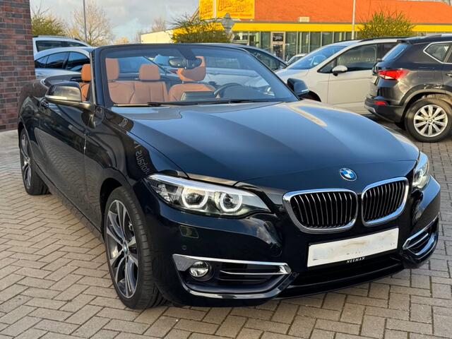 BMW 2-SERIE Cabrio 218iA LUXURY ** LED, LEDER, APPLE/ANDROID, HiFi, 18-inch LMV, 2-zone AIRCO ** 2e EIG - Slechts 58.638km ** ** INFORMEER OOK NAAR ONZE AANTREKKELIJKE FINANCIAL-LEASE TARIEVEN **