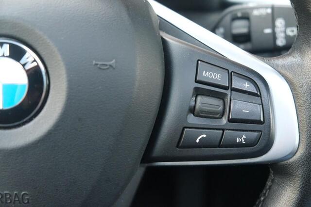 BMW 2-SERIE Active Tourer 225xe iPerformance High Executive | SOH 87% | Navi | App Connect | Panoramadak | Keyless | Harman Kardon | Elektrische Achterklep | Camera