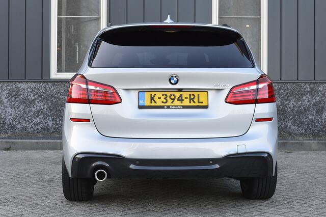 BMW 2-SERIE Active Tourer 218i M-sport Rijklaarprijs-Garantie Leder/Stof sport interieur Navigatie Led Camera Trekhaak