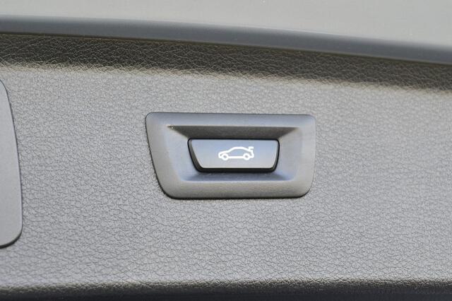 BMW 2-SERIE Active Tourer 218i M-sport Rijklaarprijs-Garantie Leder/Stof sport interieur Navigatie Led Camera Trekhaak