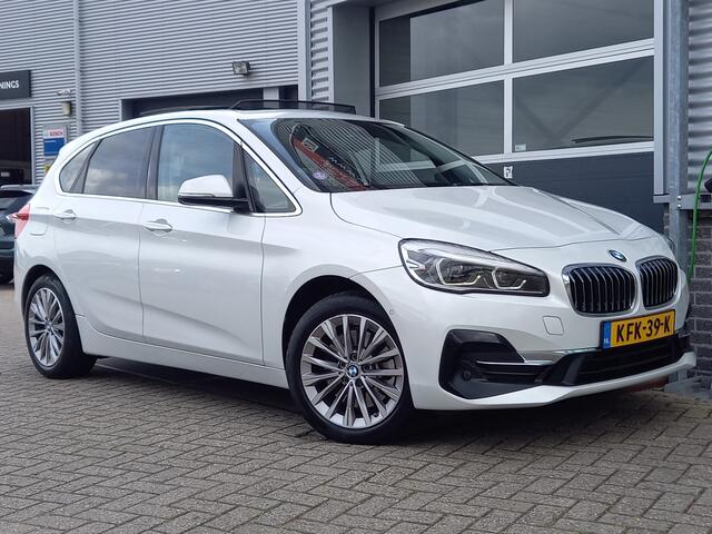 BMW 2-SERIE Active Tourer 225xe iPerformance High Executive - PANO - HEAD-UP - LEER - HARMAN KARDON -