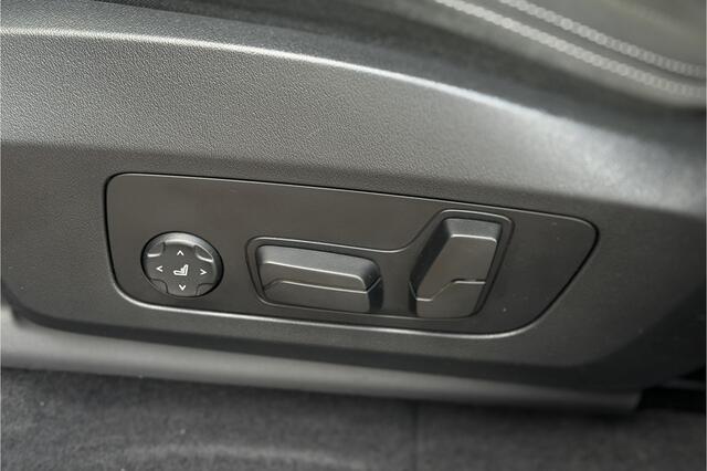 BMW 2-SERIE Act.Tourer 230e xDrive 326 PK M-Sport | Panodak | Head-up | Memory | Harman Kardon | Comfort Access