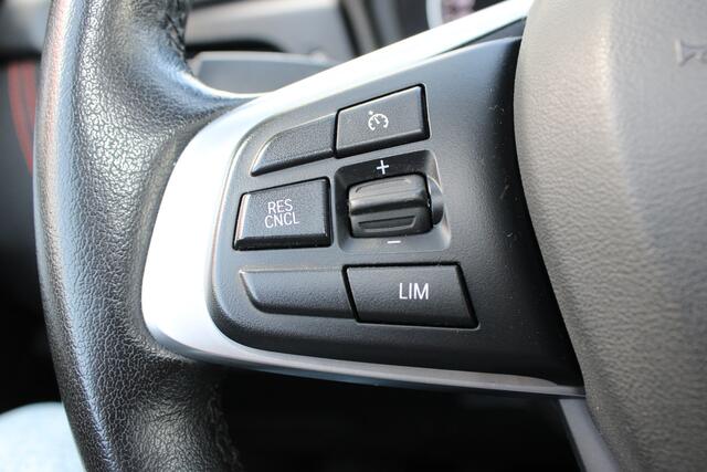 BMW 2-SERIE Active Tourer 218i Executive Edition//Head up//Sportstoelen//Led!!