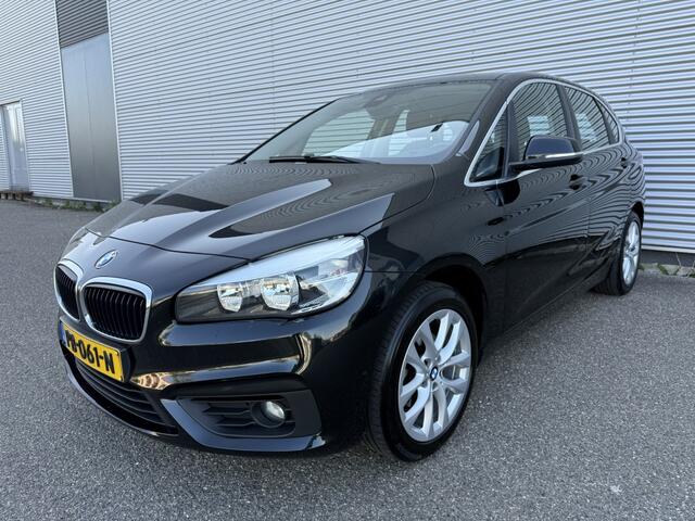 BMW 2-SERIE Active Tourer 216i NAP 1e eigenaar 17" lichtmetaal origineel Nederlands!