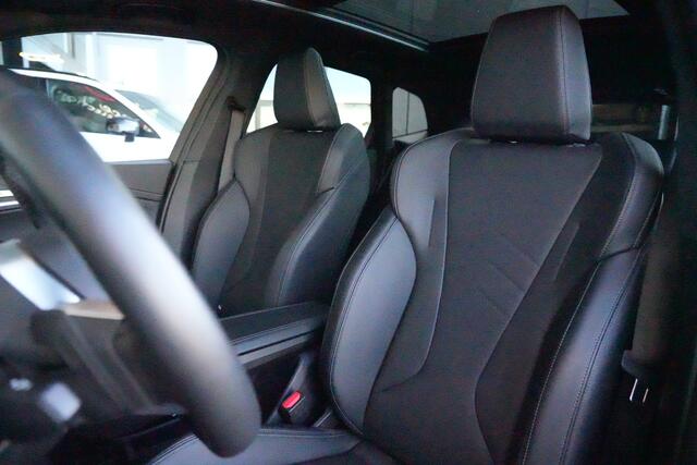 BMW 2-SERIE Active Tourer 225e xDrive M Sport 245pk Panoramadak/Navigatie/360Camera