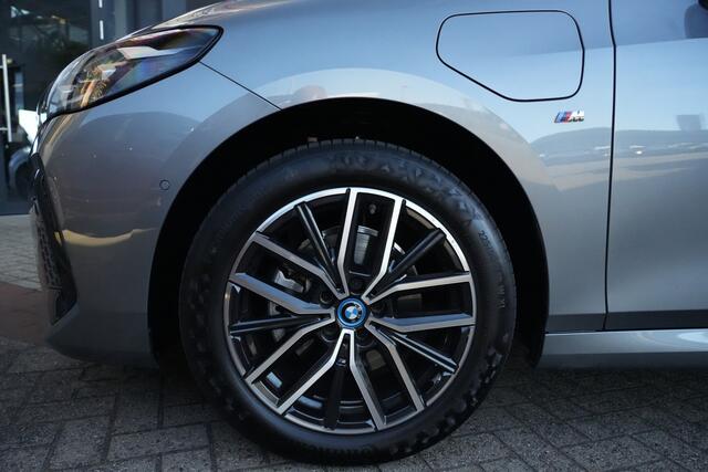 BMW 2-SERIE Active Tourer 225e xDrive M Sport 245pk Panoramadak/Navigatie/360Camera