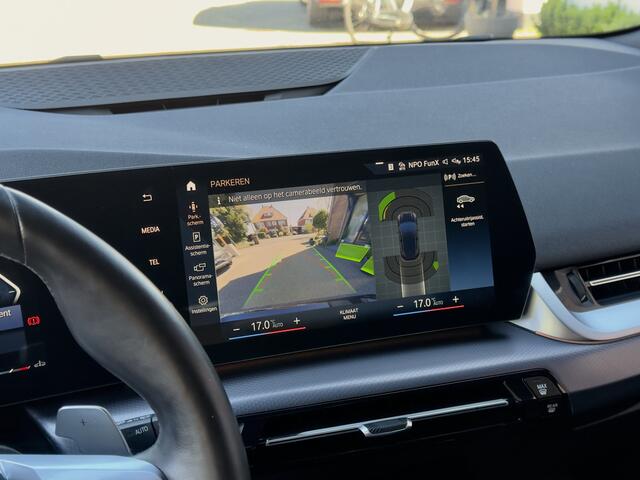 BMW 2-SERIE Active Tourer 218i AUT7 M-SPORT LEDER NAVI CAMERA DIGI-DASH APPLE-CARPLAY LED LMV PDC