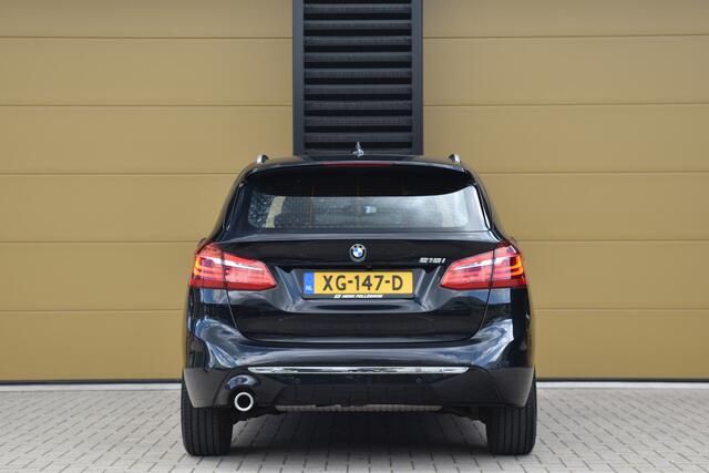 BMW 2-SERIE Active Tourer 218i High Executive * Luxury line * Panoramadak * Camera * Trekhaak *