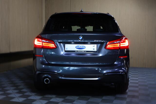 BMW 2-SERIE Active Tourer 225xe PLUGIN HYBR M SPORT High Executive GROTE NAVI HEADUP PDC CRUISE STOELVW "18